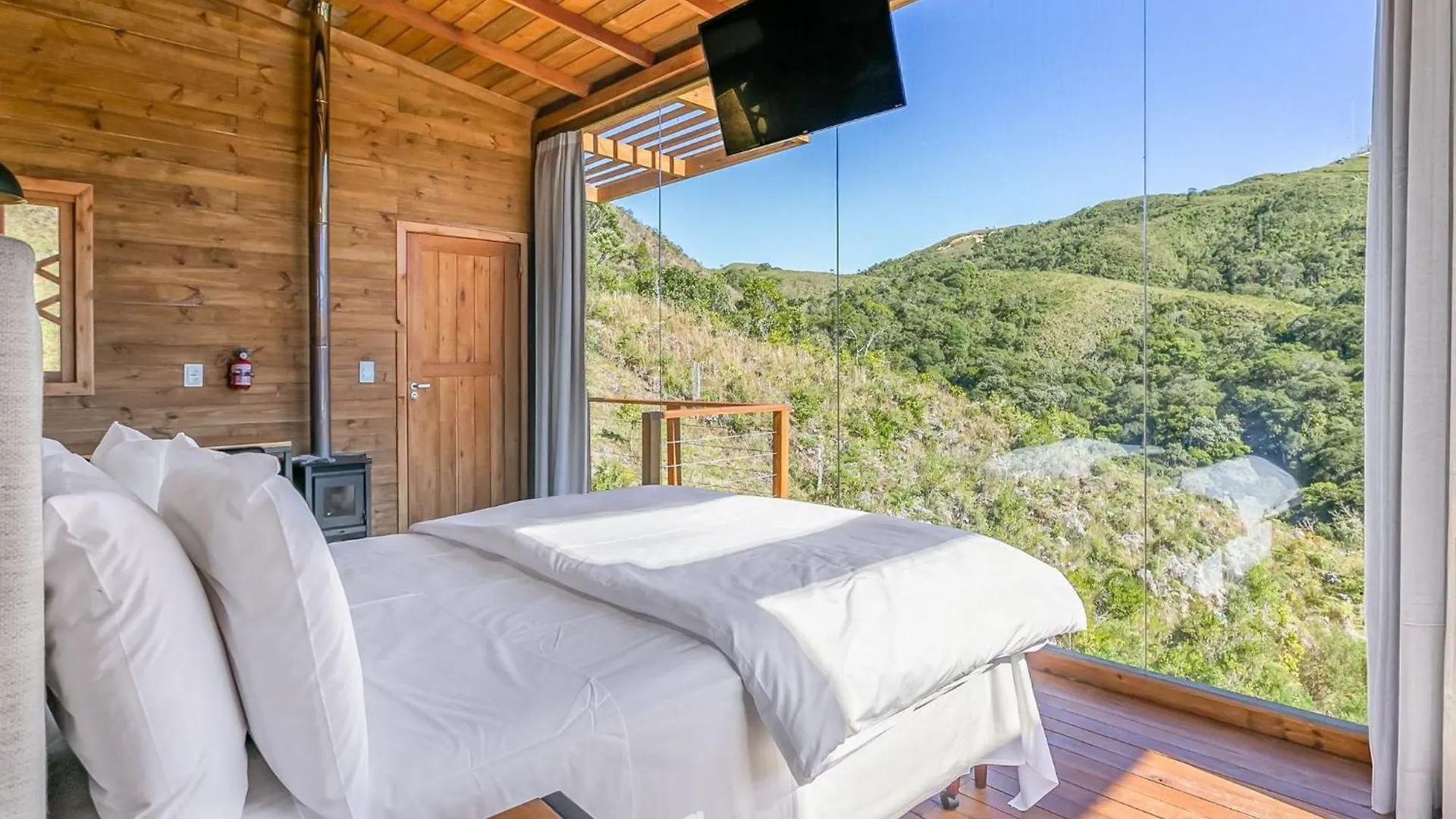 Chales De Luxo Na Serra Catarinense - Vst Anitapolis Chalet